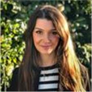 Laureata in Economia con percorso di studi in lingua inglese, sono disponibile per lezioni individuali o di gruppo in materie scientifiche e in lingua Inglese