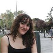 Alumna universitaria de magisterio dispuesta a enseñar materias de la Eso, idiomas como inglés o francés, o técnicas de estudio