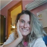 Ciao! Sono laureata in filosofia psicopedagogica e ho un diploma come tutor DSA e BES. Mi offro come supporto nella matematica