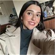 Profesora con conocimientos en matemáticas, imparte clases s 