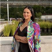 Abogada bilingüe con nivel de inglés B2 - con experiencia en aprendizaje de niños y niñas