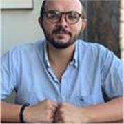 Profesor experto en matemáticas, puedo ofrecer clases presenciales y online