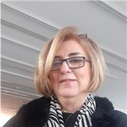 Professeure experte donne des cours de français avec des démarches faciles et amusantes pour tous les niveaux