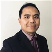 TEFL-certified English teacher who focuses on communicative and student-focused learning. 