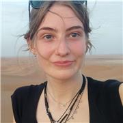 Studentessa universitaria di Scienze Politiche a Pisa, offro lezioni di inglese livello C1/C2