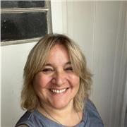 Ingeniera civil- Profesora de Matemática, Física y Química