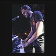 Tastierista e Pianista Diplomato al Conservatorio offre lezioni di Pianoforte/Tastiere