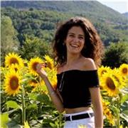 Studentessa diplomata al liceo linguistico con valutazione 100/100 impartisce lezioni di lingue straniere, anche per certificazioni