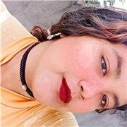 Soy una egresada del sena te go 1
78 años soy muy buena escritora amo alos niños amo enseñar a los niños a que en la lectura no solo encontramos letras sino un mundo donde nos llevan los creadores
Es un mundo de fantasías 
Les daré las clase con muchas pr