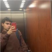 Hola soy un profesor particular que se encuentra estudiando en Coruña.