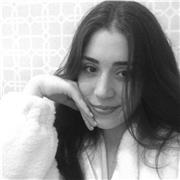 Profesora general, puedo impartir clases de cualquier asignatura, menos inglés, y me especializo en matemáticas. Entre 3 y 16 años