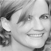 Cambridge-trained Online Chemistry tutor helping students achieve top grades with structured, small-group lessons