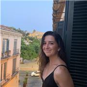 Soy una alumna universitaria de Veterinaria pero me encantan las matemáticas desde siempre. Dispuesta a ayudaros en lo que pueda!