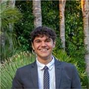 Laureando in Medicina e Chirurgia impartisco lezioni in Biologia, Chimica, matematica e Fisica