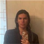 Estudiante de la UNAL, comprensivo y eficiente. 3 años enseñando Filosofia. Proficiente en ingles, matematicas y español