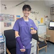 3rd Year Medical Student with a passion for A-Level Chemistry and Biology