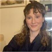Dottoranda in Sociologia, laureata presso la SOAS University of London. Offro lezioni di lingua inglese per tutti i livelli