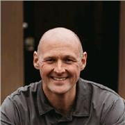 I’m a life coach for students who’s been there, learned the hard way, and turned experience into impact.