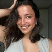 Profesora de apoyo para lengua y literatura para primaria y ESO
