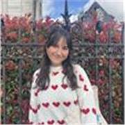 Soy una estudiante de magisterio con ganas de enseñar de manera divertida! 