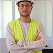 Sehr geehrte Damen und Herren, hiermit bewerbe ich mich um einen Ausbildungsplaz in Ihrem Unternehmen. Motivation schnell in der