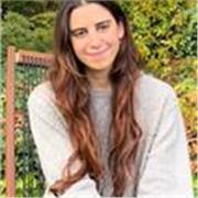 Enseignante professionnelle et passionnée axée sur la maximisation du potentiel éducatif des élèves en appliquant diverses stratégies d'enseignement et des approches d'enseignement individualisées.
