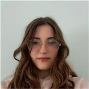 Profesora con mucha experiencia en diferentes asignaturas, título C2 de inglés, he dado a clases a diferentes edades. 