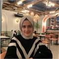 Matematikte uzman, öğrenci odaklı kadın öğretmen
