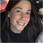 Estudiante de magisterio que ha vivido en los Estados Unidos