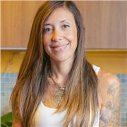 Dicto clases de Diseño gráfico, manejo de programas como photoshop e ilustrator básico para todas las edades. Manejo de ilustración vectorial y creación lo logos