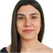 Docente di Biologia impartisce lezioni a studenti di scuola elementare/media/liceo/università