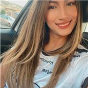 Profesora de inglés básico a intermedio para niños y adolescentes.