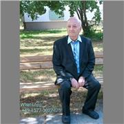 Kann aus/auf Russisch und Ukrainisch übersetzen.
Kann sowohl mit Kindern, als auch mit Erwachsenen arbeiten.