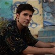 Especializado en Ciencias Sociales, Especialmente Historia y economía.