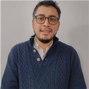 El Profesor de Historia, Geo. Y C. Sociales, además ofrece clases de Religión, F. Ciudadana y Filosofía, el año pasado realizo talleres de PTU hoy llamada PAES, obteniendo los estudiantes muy buenos resultados