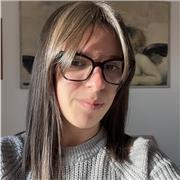 Studentessa di medicina (ex studentessa di liceo scientifico) offre lezioni di aiuto compiti a ragazzi di medie/elementari