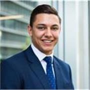 I give tailored lessons to adults from 16 to 25 who are looking to progress their CV and their career. 
