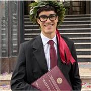 Insegnante di inglese e francese con esperienza nel campo offre lezioni private da remoto a studenti di tutte le età. 