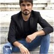 Diplomato al liceo classico e laureato in Scienze della comunicazione offre ripetizioni per Latino e qualora necessario tutte le materie umanistiche