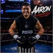 Aaron Nolasco boxeador profesional 13 años de experiencia actualmente activo como boxeador
