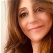 Insegnante Madrelingua Spagnolo specializzata nel Insegnamento a livelli superiori e universitari. Esaminatrice DELE