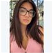 Profesora de Inglés durante 2 años, obtuve mi titulación C2 de Cambridge a los 17 años.