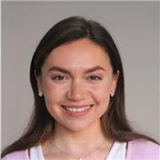 Profesora titulada en filología inglesa con más de 7 años de experiencia. Preparación para B2First, IELTS