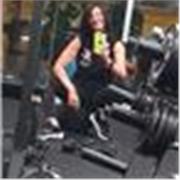 Personal trainer specializzata in ginnastica per il benessere; ginn. pre-post partum, terza età; dimagrimento e tonificazione