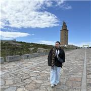 Titulada en Educación Infantil y en Trabajo Social. Título de Monitora de ocio y tiempo libre