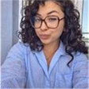 Profesora de francés: Metodología dinámica para todos los niveles 