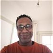 I am a native french tutor, very convincing and dynamic.
My aim is to touch and help people who lack self-confidence.