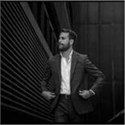 Apasionado de la Economía con más de 5 años de experiencia en el sector bancario y financiero. Además, más de 2 años de experiencia en medios de comunicación como prensa, radio y podcast de carácter económico
