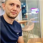 Profesor de Inglés con experiencia en la enseñanza a jovenes y adolescentes a través de plataformas online