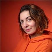 Styliste/modéliste/ couturière vous propose de vous accompagner dans vos projets